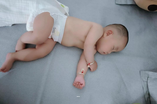 巴音郭楞怀孕感觉自己心跳明显